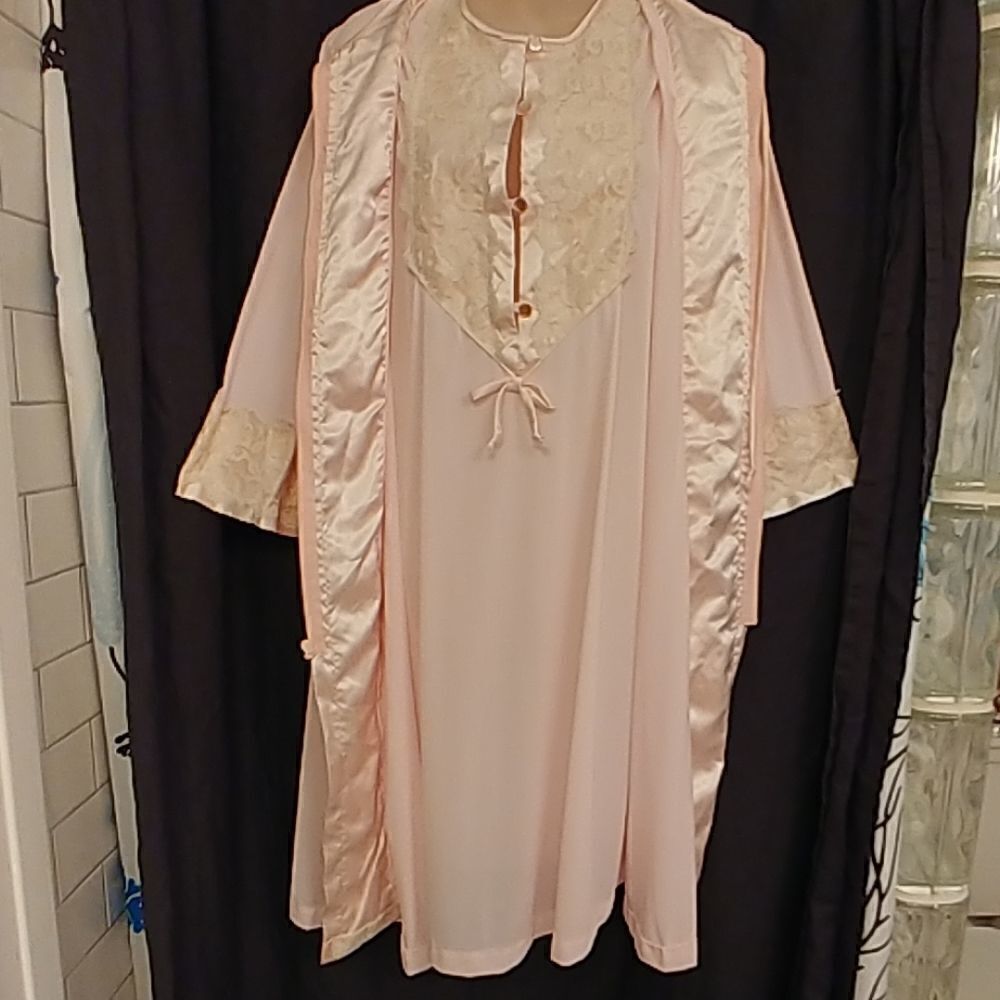 Vtg 60s Gilead Pink Nylon Nightie Robe Sleep Set - Picture 2 of 8